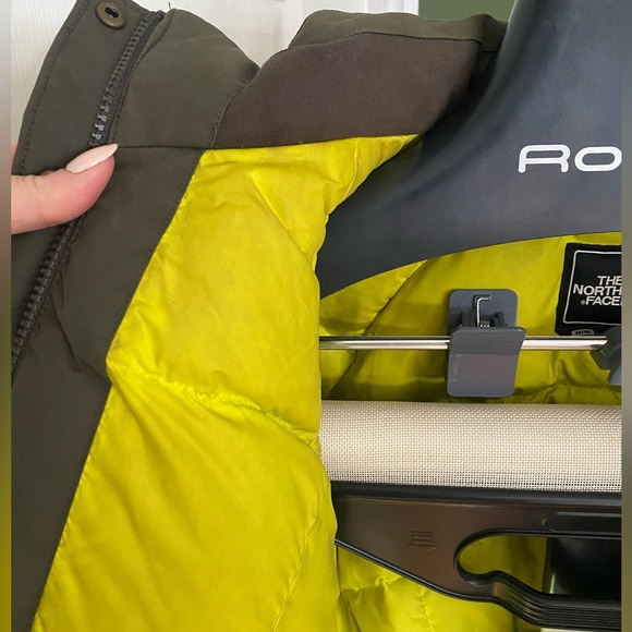 Puffer jacket with removable fur trim - Picture 5 of 7